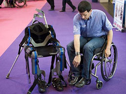 روبات شلوار عامل رفع مشکلات معلولین