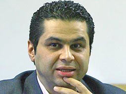 احمد علیپور، رئیس کمیسیون سخت‌افزار دوره اول سازمان نظام صنفی رایانه‌ای کشور