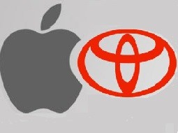 همکاری رسمی تویوتا و اپل در سال ۲۰۱۵