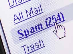 تغییرات در ایمیل AOL برای مقابله با هرزنامه‌ها