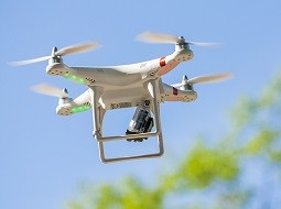 جنون استفاده Drone در لندن نزدیک بود به سقوط یک هواپیما منجر شود