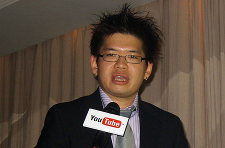 «استیو چن» از بنیانگذاران یوتیوب، 2005: «در این سایت ویدیوهای زیادی وجود نخواهد داشت که تمایل به تماشای آنها داشته باشم»