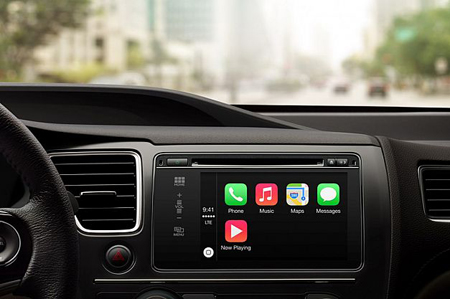 سیستم CarPlay اپل: به زودی 40 شرکت خودروساز با محصولات جدید آن را عرضه می‌کنند و با آن همه امکانات دیجیتالی را یکجا ارایه می‌دهند