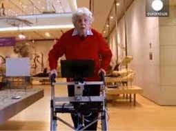 واکر روباتیک جهت کمک به سالمندان