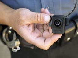 تجهیز پلیس آمریکا به دوربین همراه