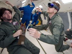 عینک هوشمند مایکروسافت وارد ایستگاه بین‌المللی فضایی می‌شود