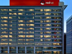 Red Hat شرکت نرم‌افزارهای اتوماسیون ابری خرید