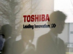 توشیبا ۷۰۰۰ کارمند خود را اخراج می‌کند