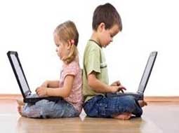 والدین الگویی نامناسب برای استفاده فرزندان از شبكه‌های اجتماعی مجازی