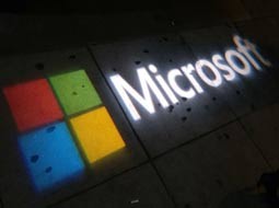 استقبال صنعت آی.تی از پیروزی مایکروسافت در پرونده دسترسی به داده‌ها