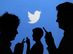 مبارزه توییتر با اخبار جعلی
