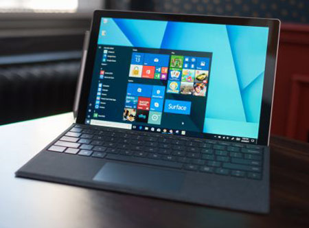 بهترین لپ‌تاپ/تبلت هیبریدی - Surface Pro : کامل‌ترین و بهترین لپ‌تاپ ویندوزی!