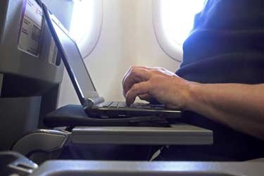 تجهیز هواپیمایی امارات به اینترنت وای.فای