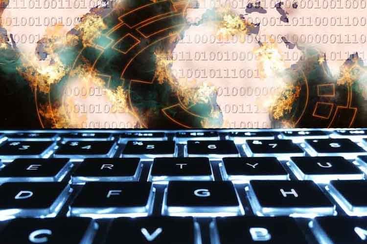 رشد ۷۰۰ درصدی حملات انتحاری سایبری در سال ۲۰۱۷