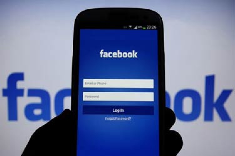 فیس‌بوک از کاربرانش محافظت می‌‌کند
