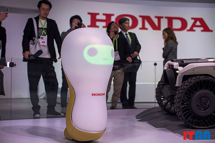 مدل مفهومی روبات جدید شرکت ژاپنی هوندا موسوم به 3-C18.