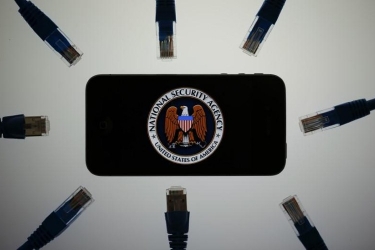 طرح جدید تصویب شده در آمریکا مطابق با افشاگری‌های سه سال قبل اسنودن
