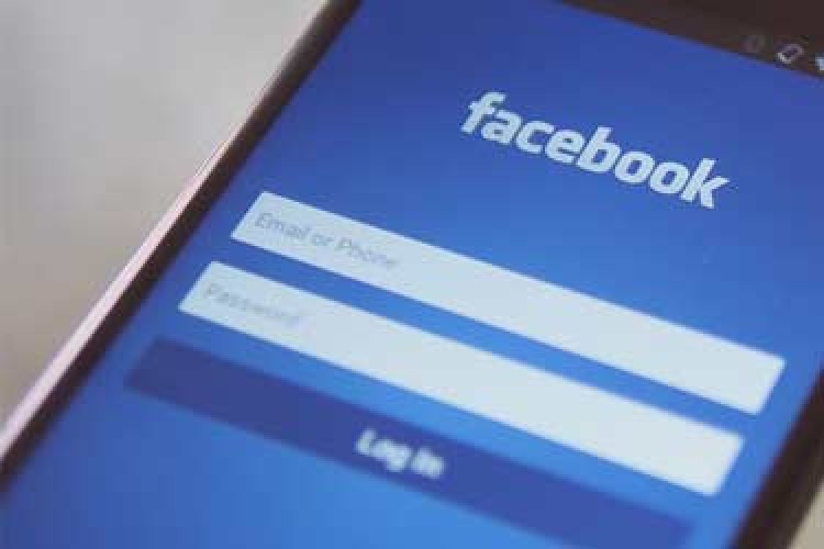 چرا فیس‌بوک برای جوان‌ها کمرنگ شد؟