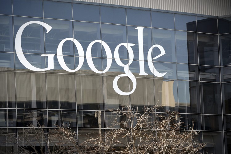 آیا گوگل در حال باختن به رقباست؟