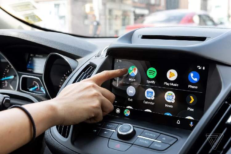 امکان استفاده امن از نرم‌افزارهای اندرویدی در خودرو به‌واسطه به‌روزرسانی نرم‌افزاری