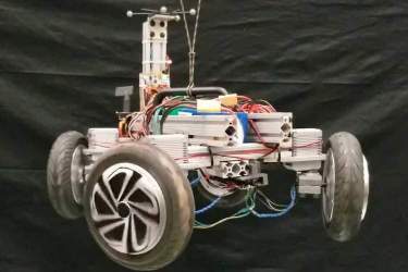 AGRO رباتی که مثل گربه روی چرخ‌هایش فرود می‌آید