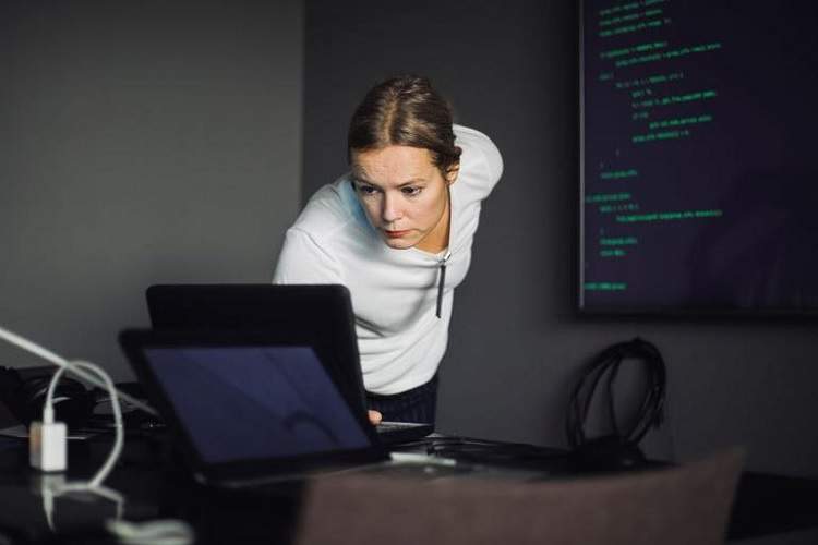 گزارش مایکروسافت از کمبود بحرانی کارکنان زن در حوزه امنیت سایبری