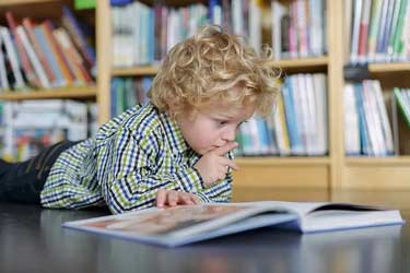 مطالعه غیردرسی کودکان را باهوش‌تر می‌کند
