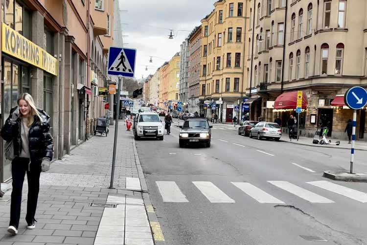 خودروهای بنزینی و دیزلی در مرکز شهر استکهلم تا سال ۲۰۲۵ ممنوع می‌شود