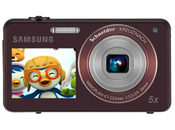 دوربین سامسونگ با انیمیشن کودکان را روبه لنز نگه‌ می‌دارد