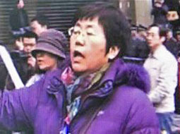 ونگ لیهونگ، پزشک معترض چینی