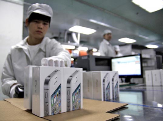 اپل 8 میلیون دستگاه آیفون تولید شده در مرکز Foxconn را برگشت داد