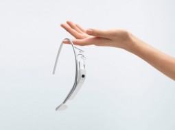گوگل دومین نسل عینک‌های هوشمند خود را تولید می‌کند