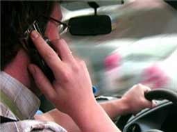 گپ ویدئویی و سلفی گرفتن خطرات تازه‌ای که رانندگان را تهدید می‌کنند