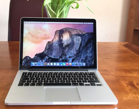 3- Apple MacBook Pro 13.3-inch with Retina Display؛ مک‌‌‌بوک پروی سریع و کوچک،‌گزینه‌ای مناسب برای دانش‌آموزانو دانشجویان