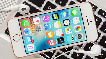 38-Apple iPhone SE-(SIM-Free)