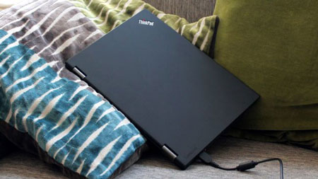 8. Lenovo ThinkPad Yoga 260؛ یک لپ‌تاپ کاری با ظاهری مدرن!