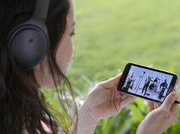اوزو روی گوشی نوکیا ۹ دارای فناوری صدای سه‌بعدی