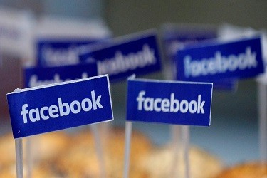 فیس‌بوک، در حال آزمایش تقسیم خبرمایه