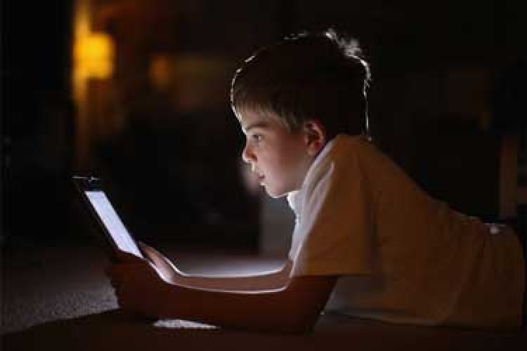 حفاظت آنلاین از کودکان