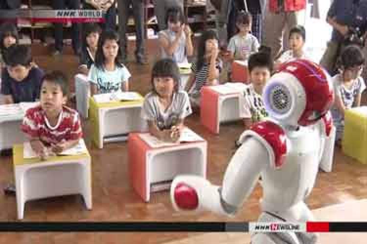 ربات معلم در مدارس ژاپن