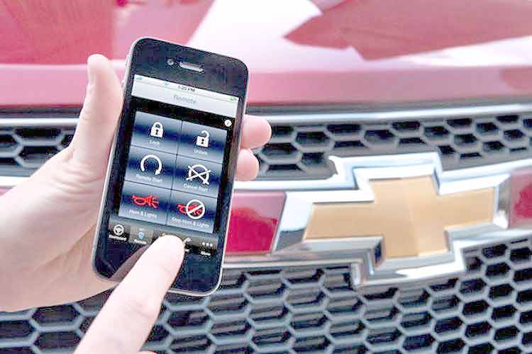 استفاده از سنسورها برای تشخیص تصادفات خودرو و تماس برای کمک‌رسانی