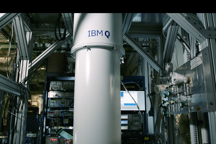 کامپیوتر کوانتومی IBM