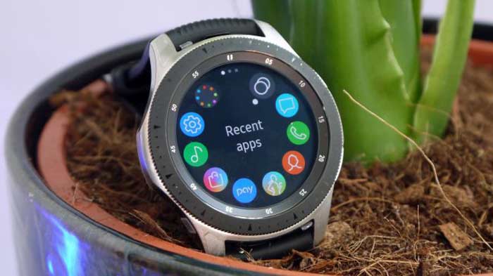 1- Samsung Galaxy Watch
