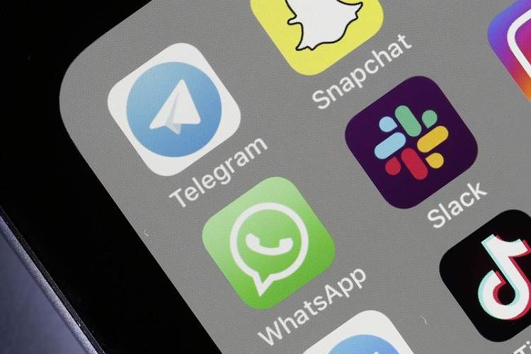 گزارش وبسایت مشبل از رقابت تلگرام با فیسبوک