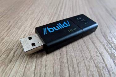 مایکروسافت: دیگر نیازی به انتظار برای خروج ایمن فلش USB خود ندارید