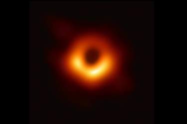 واکنش هایی متفاوت به نخستین تصویر از یک سیاه‌چاله