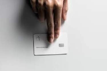 اپل شرایط استفاده از کارت اعتباری خود را اعلام کرد: جیل بریک کردن ممنوع، ارزهای مجازی ممنوع