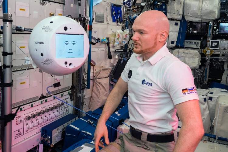 روبات انسان نمای ایستگاه فضایی بین‌المللی به زمین بازگشت