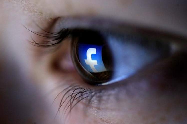 فیس‌بوک قابلیت تشخیص چهره را در اختیار تمامی کاربران قرار می‌دهد
