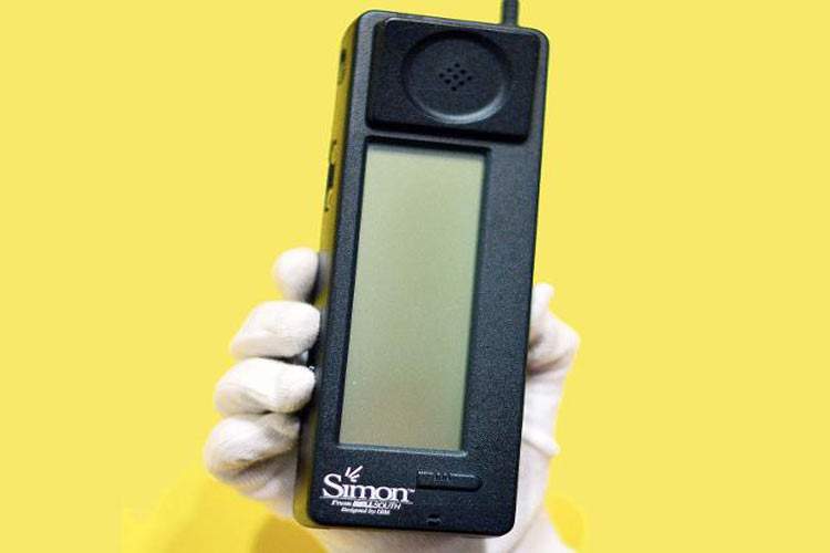 Первый в мире сенсорный. Смартфон IBM Simon. IBM Simon 1992. Sharp PMC-1 Smart-Phone. IBM первый смартфон.